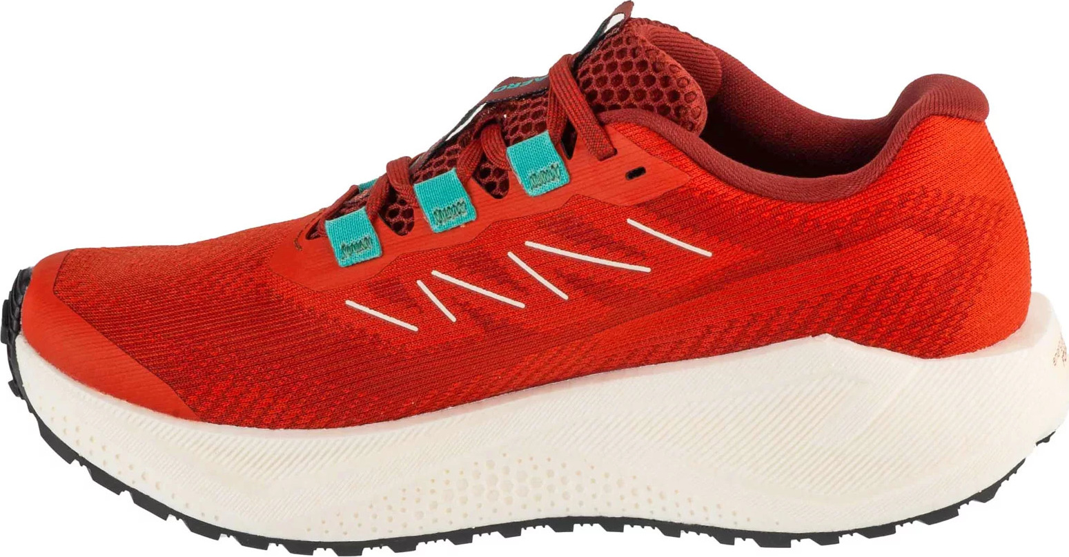 Červené dámske bežecké topánky Salomon Aero Blaze 3 Gravel L47915000