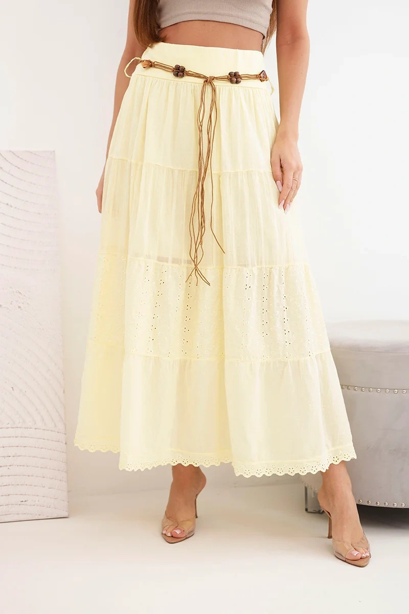 K-Fashion Dámska maxi bavlnená sukňa s čipkovou výšivkou a elastickým pásom žltá