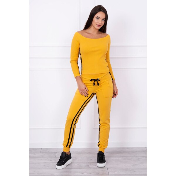 MladaModa Súprava s topom a dvomi prúžkami na boku horčicová 7133748