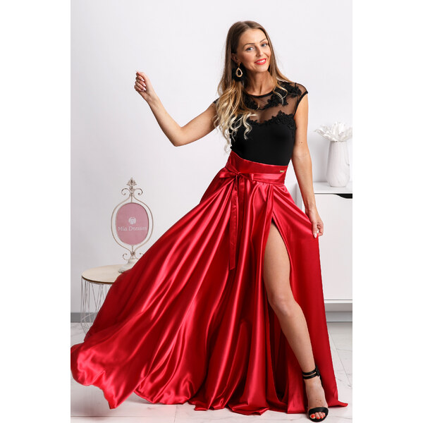 miadresses.sk Červená saténová sukňa s rozparkom 11412855