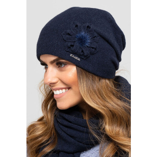Kamea Tmavomodrá dámska čiapka s kvetom Nebraska , Farba tmavomodrá 15218025