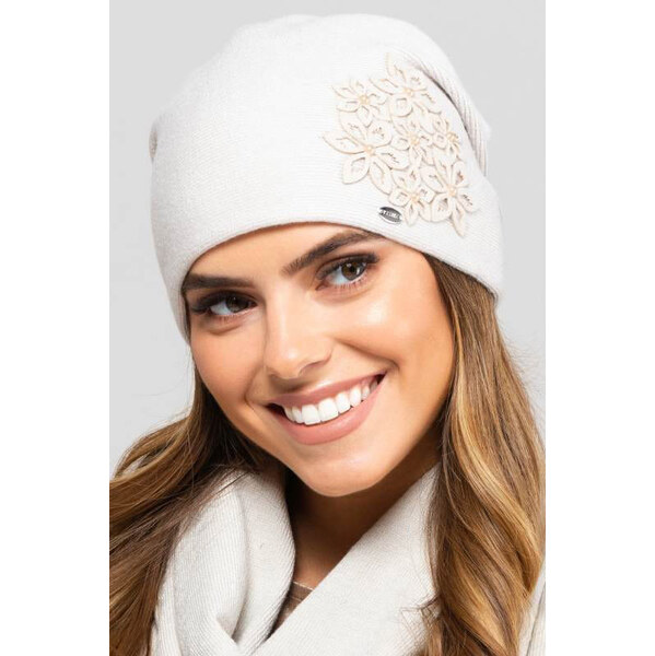 Kamea Béžová elegantná dámska čiapka s kvetinkami Malaga, Farba béžová 66262615