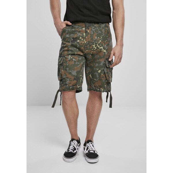 Brandit Urban Legend Cargo Shorts flecktarn 64659738