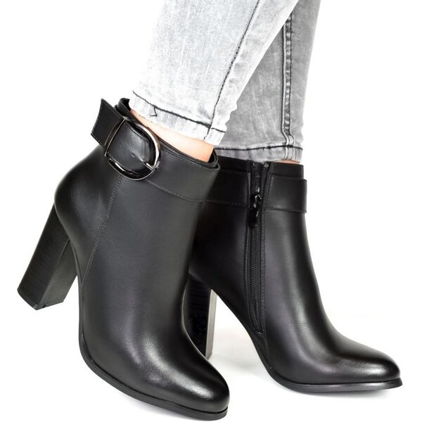 SEASTAR Dámske čierne členkové čižmy DINERA 18713847