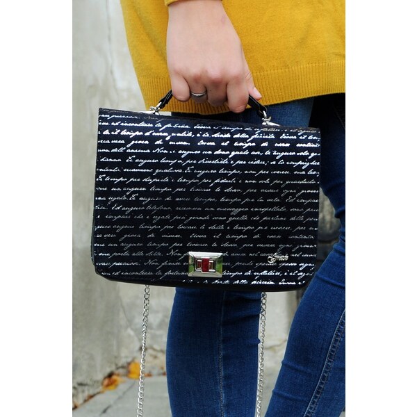 GROSSO Čierna dámska kabelka s potlačou Písmo 21334441