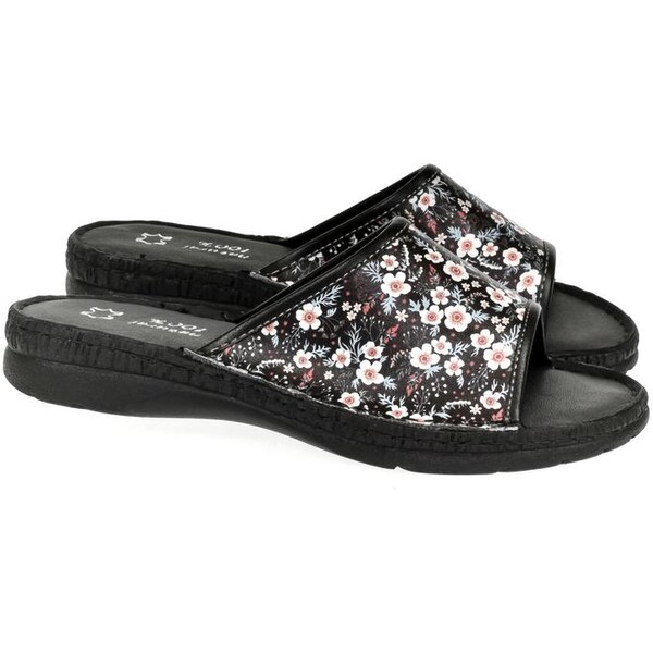 JOHN-C Dámske kožené čierne šľapky ADRIANA 23100885