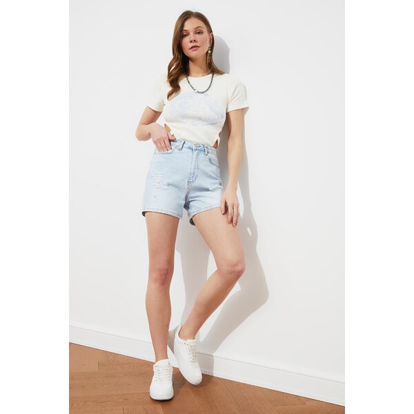 Trendyol Light Blue Ripped Detailed Denim Shorts 55091526