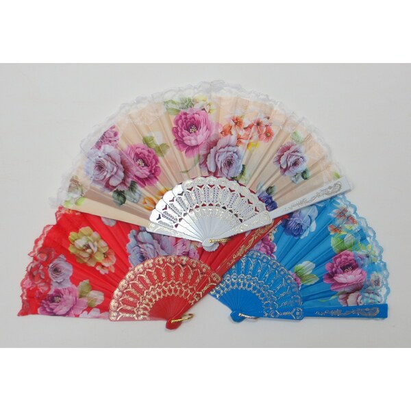 Vejár s krajkou- pivonky 25192310