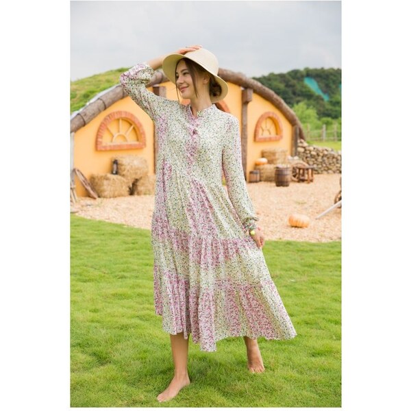 Last Queen Maxi Šaty s potačou drobných kvetov 26676898