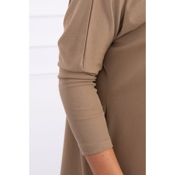 MladaModa Predĺžená blúzka model 8875 farba camel 43383403