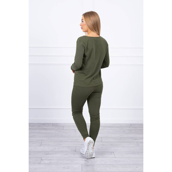 MladaModa Tepláková súprava z ozdobnými kovovými patentkami model 3D 28959372