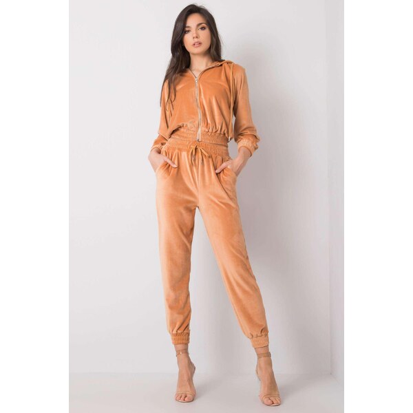 MladaModa Velúrová tepláková súprava Maddalena so zipsom a kapucňou 28959314