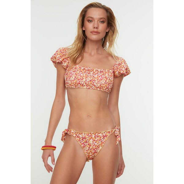 Trendyol chrumkavé ružové spodné diely bikín s kravatou detailné 54996973