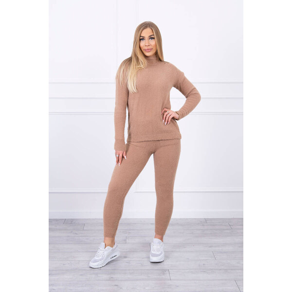 MladaModa Svetrová súprava s rolákom model 2021-6 farba camel 31205137
