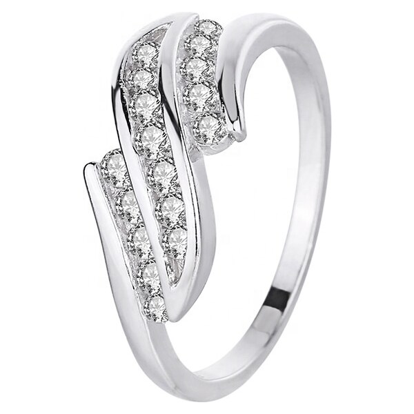 Royal Fashion strieborný rhodiovaný prsteň Trblietavé vlnky 41335522