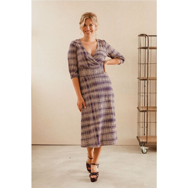 Tante betsy Julia Fialové vzorované šaty 31524092