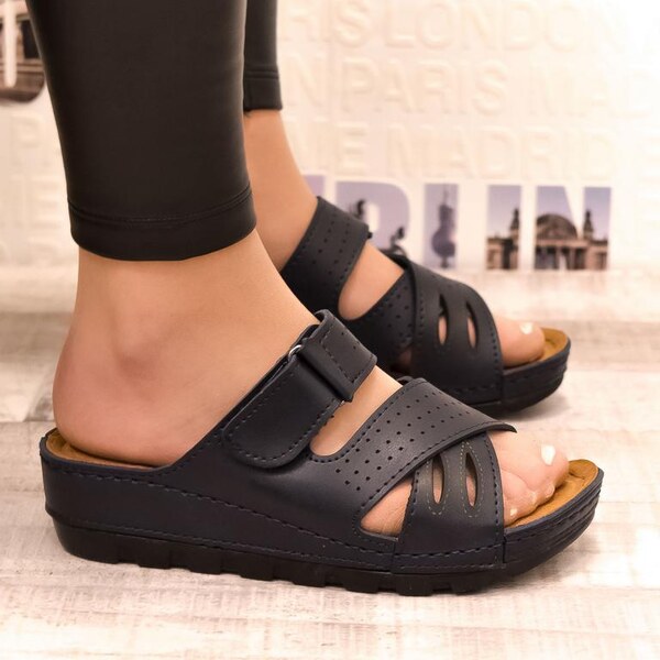 JOHN-C Dámske tmavomodré klinové šľapky ADELA 31812768