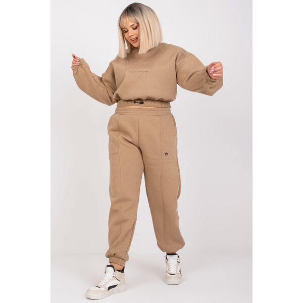 MladaModa Hrubá crop-topová tepláková súprava Maleah béžová 32425376