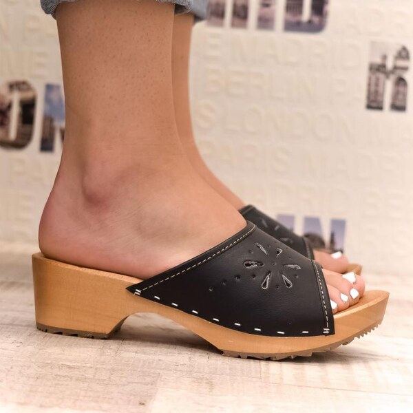 JOHN-C Dámske kožené čierne dreváky AFRA 25158605