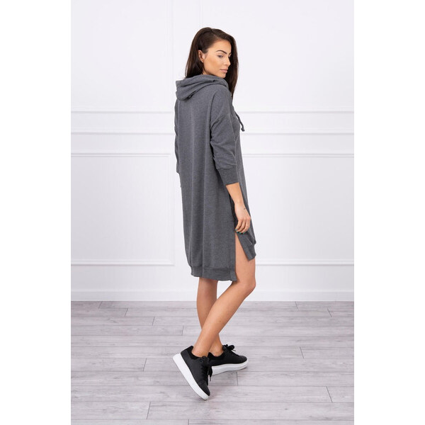 K-Fashion Šaty s kapucňou a dlhším chrbtom v grafitovej farbe 49758731
