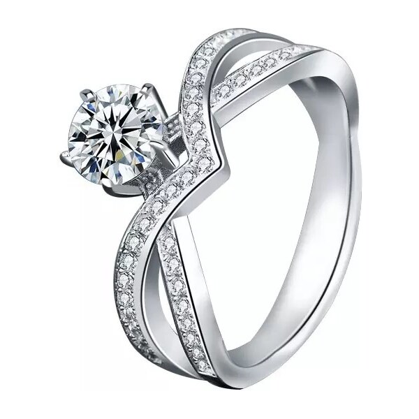 Royal Fashion strieborný rhodiovaný prsteň s drahokamom moissanitom 41336934