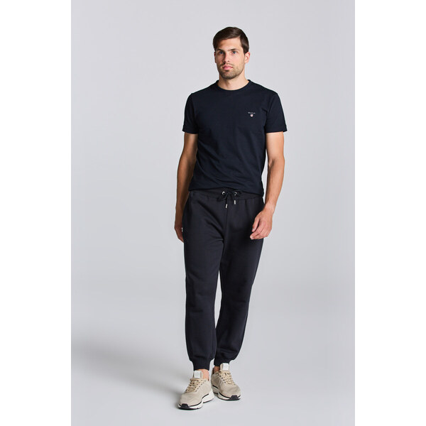 TEPLÁKY GANT REG TONAL SHIELD SWEAT PANTS BLACK 49041144