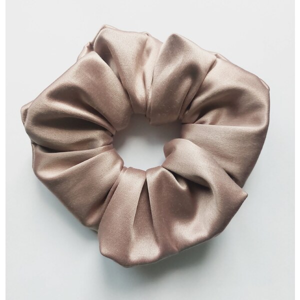 modnenakupy.sk Saténová gumička scrunchie LIGHT BROWN MAXI 35802528