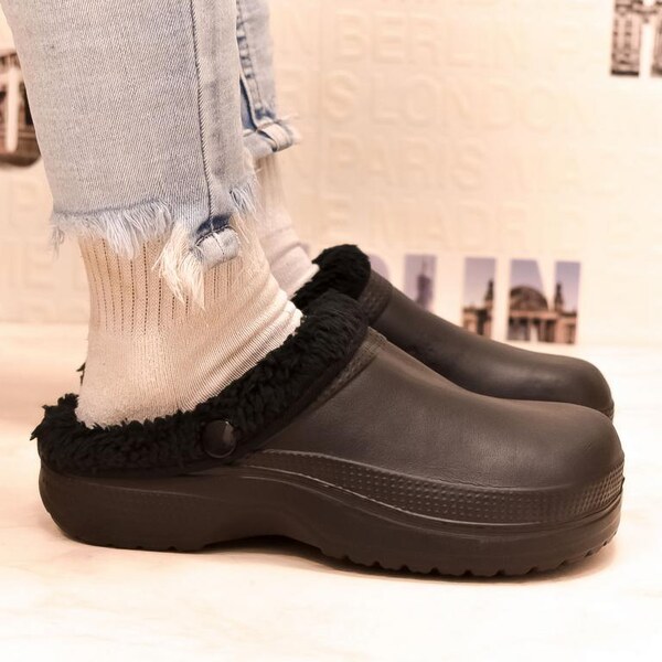 JOHN-C Čierne zateplené crocsy UNISEX 35809825