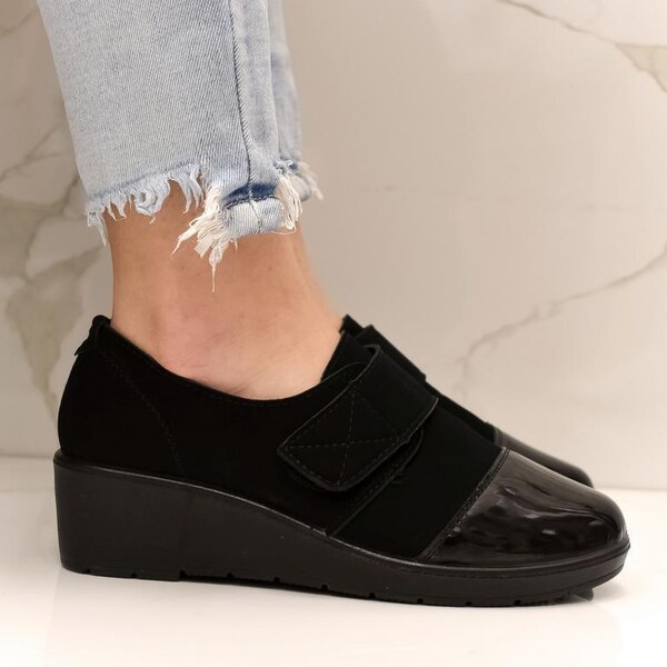 BOSIDO Dámske čierne poltopánky EVELLY 37686340