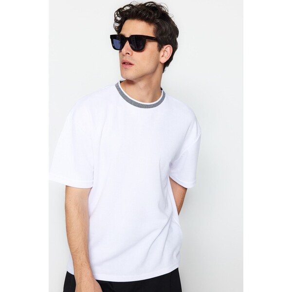 Trendyol Premium Basic White Relaxed Cut Knitted Tape Textured Pique T 64621107