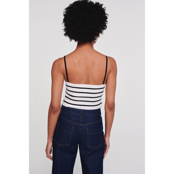 Aligne Vyšívaný top čierna / biela 46030785