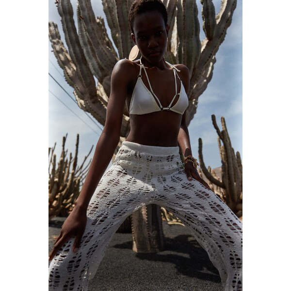 Trendyol Ecru Triangle Accessorized Bikini Tops 55092021