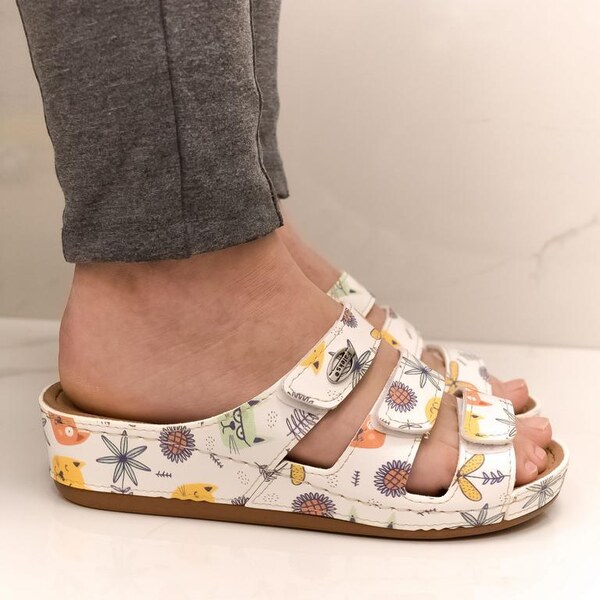 JOHN-C Dámske vzorované klinové šľapky VAJANA 43091268