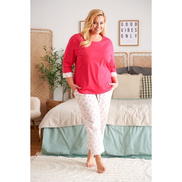 DOCTOR NAP Malinové dlhé pyžamo s ružovými kvetovanými nohavicami 44661178