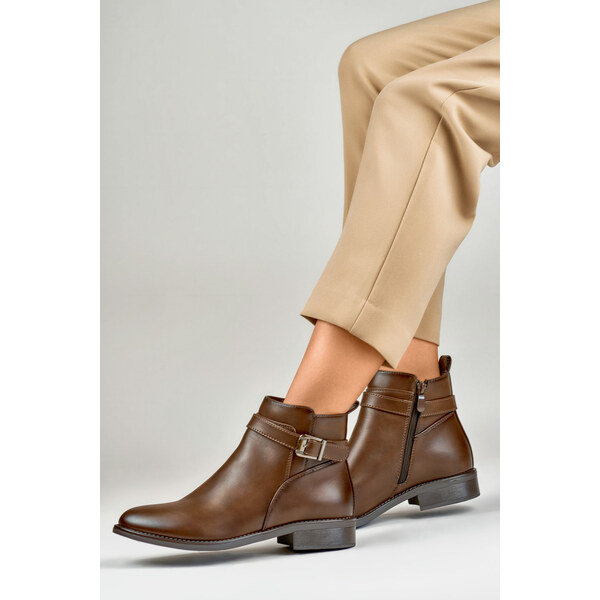 primohurt Hnědé elegantní dámské boty na ploché podrážce 58356468