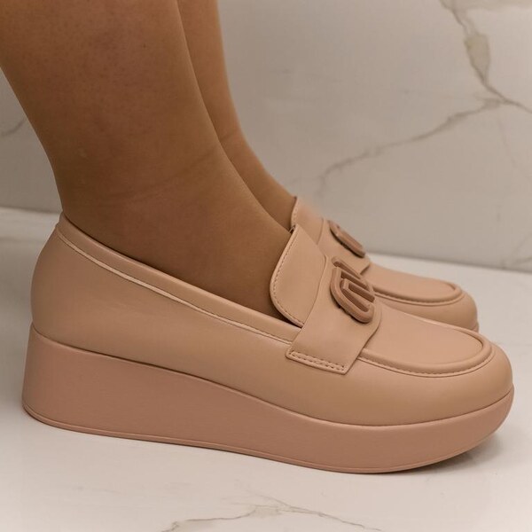 COMER Dámske béžové mokasíny HERELLA 45507265