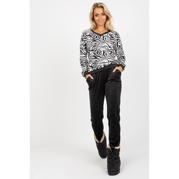 MladaModa Velúrová tepláková súprava s motívom zebry model 14111 46490692