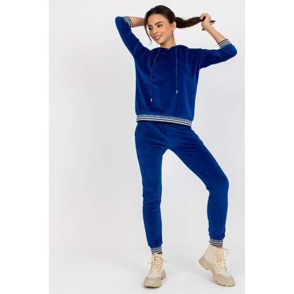 MladaModa Velúrová tepláková súprava s kapucňou model 28640 kráľovská 46490759