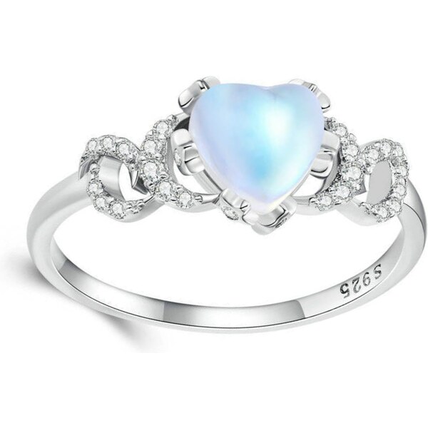 Olivie Strieborný prsteň MESAČNÝ KAMEŇ 7872 46294925