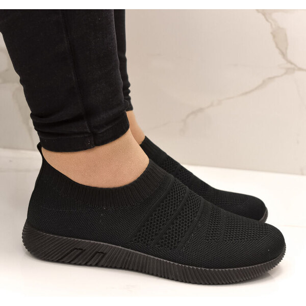 COMER Dámske čierne tenisky ISIDA 46316168