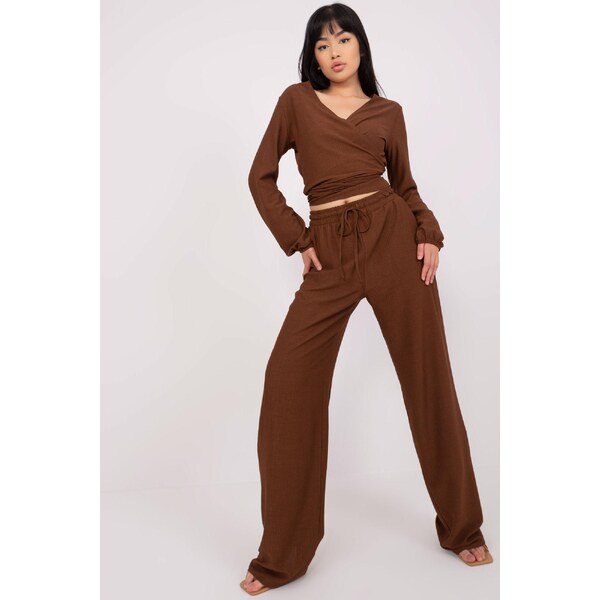 MladaModa Súprava s krátkou blúzkou model 32912 hnedá 49210484