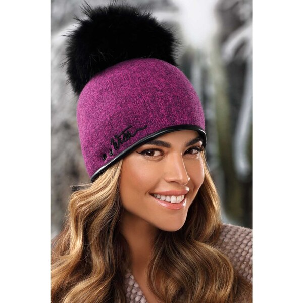 KRUMLOVANKA Zimná dámska čiapka s brmbolcom W-0695/440M fialový 66882156