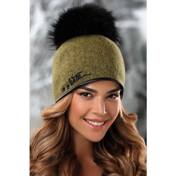 KRUMLOVANKA Zimná dámska čiapka s brmbolcom W-0695/290M zelený melange 60532892