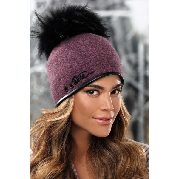 KRUMLOVANKA Zimná dámska čiapka s brmbolcom W-0695/506M tmavo 66882158