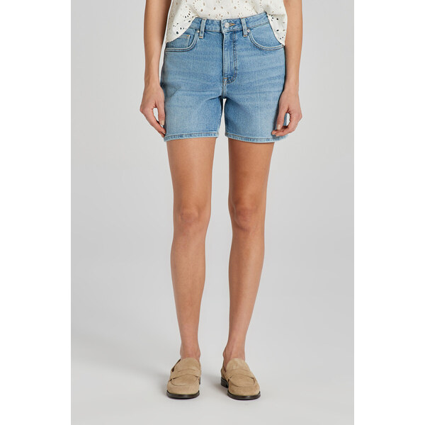 ŠORTKY GANT REG DENIM SHORTS SEMI LIGHT BLUE WORN IN 48836947