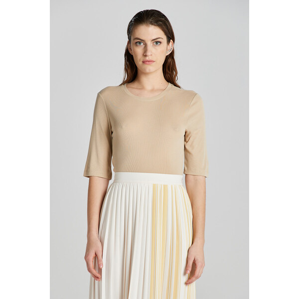 TRIČKO GANT SLIM LIGHTWEIGHT SS T-SHIRT DRY SAND 49096521