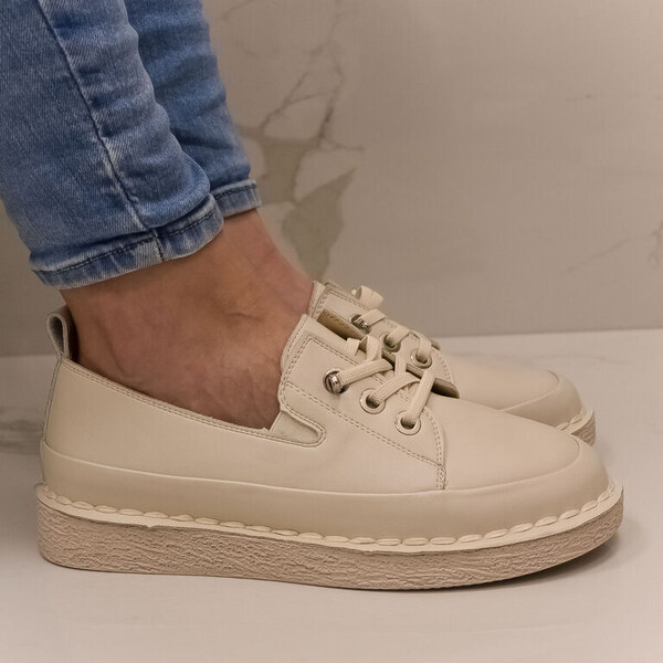 BOSIDO Dámske béžové kožené poltopánky CHARLENE 49195733