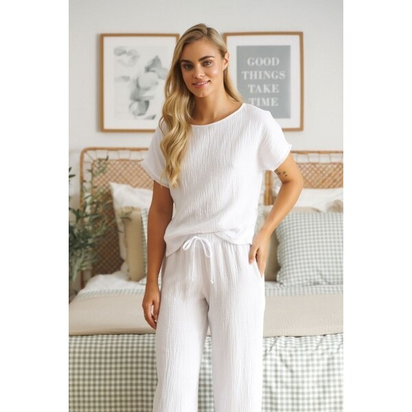 Doctor Nap biele dlhé pyžamo z jemného mušelínu 49333641