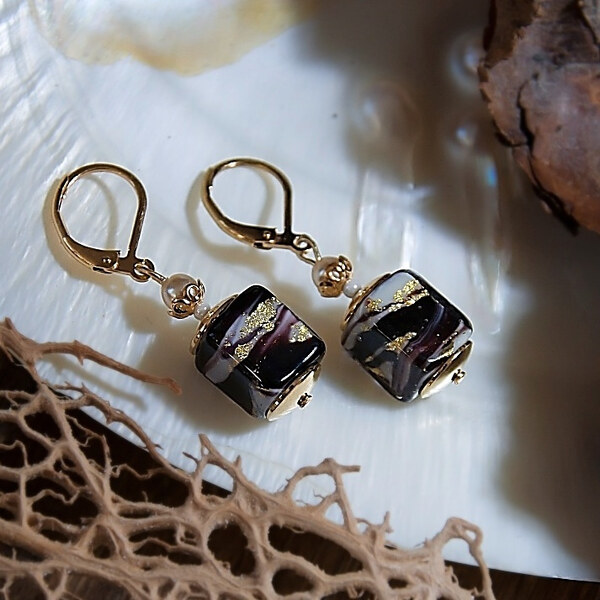 Lampglas Mimoriadne náušnice Tiger & Pearl s 24-karátovým zlatom v 67003950