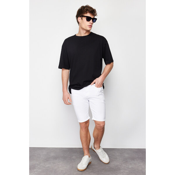 Trendyol biele pravidelné elastické džínsové šortky 50585944